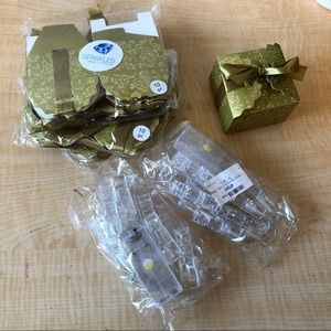 Gold Gift Boxes & String Lights w/ Photo Clips